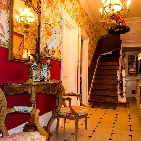 La Minaudiere 62 Bed & Breakfast 4*